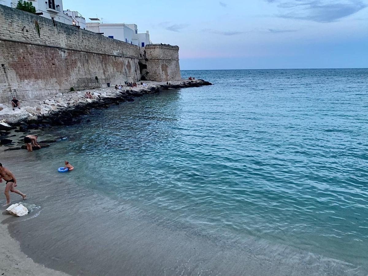 Dimora Di Donna Lägenhet Monopoli Exteriör bild