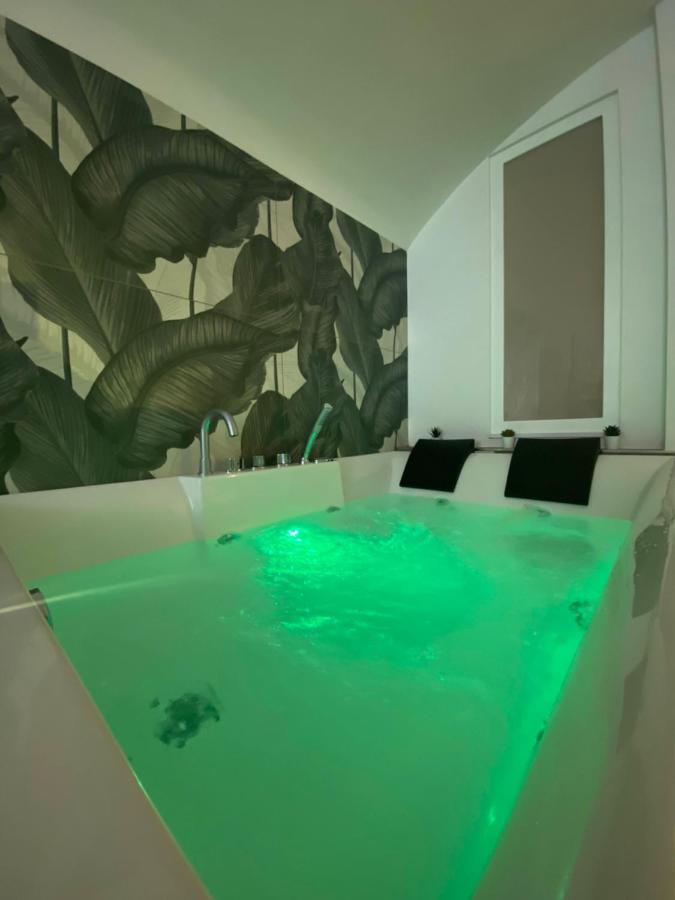Dimora Di Donna Lägenhet Monopoli Exteriör bild